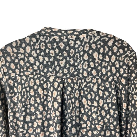 Lazy Sunday Super Soft Gray Animal Print Open Front Long Cardigan Sz M Pockets - Picture 7 of 9